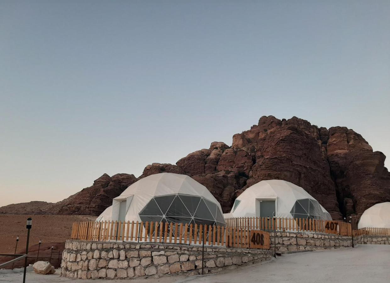 Hotel The Rock Camp Petra Wadi Musa Exterior foto